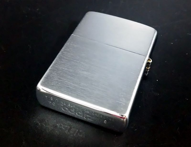 画像: zippo 2004年製造