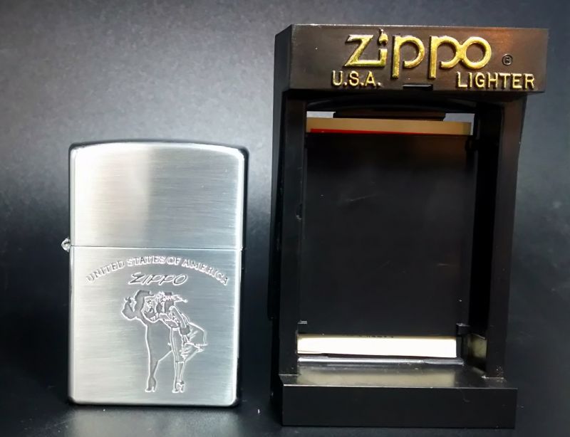 画像: zippo WINDY 2003年製造