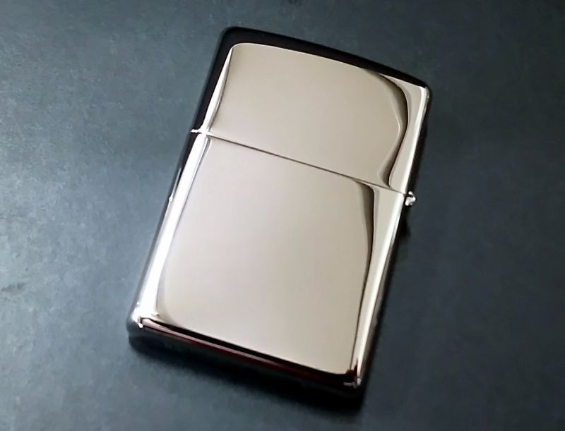 画像: zippo WINDY 炎柄 2003年製造