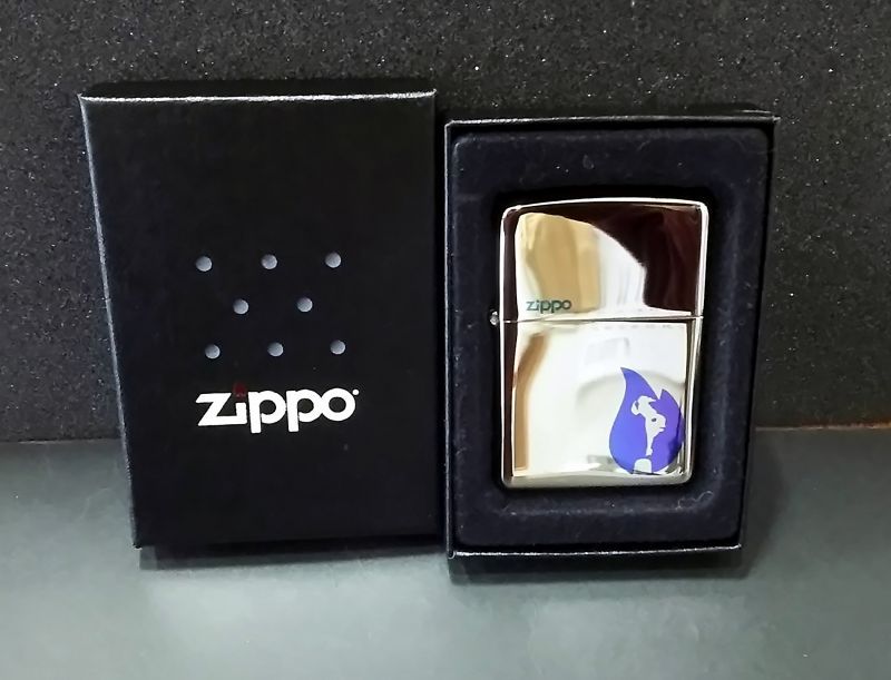 画像: zippo WINDY 炎柄 2003年製造