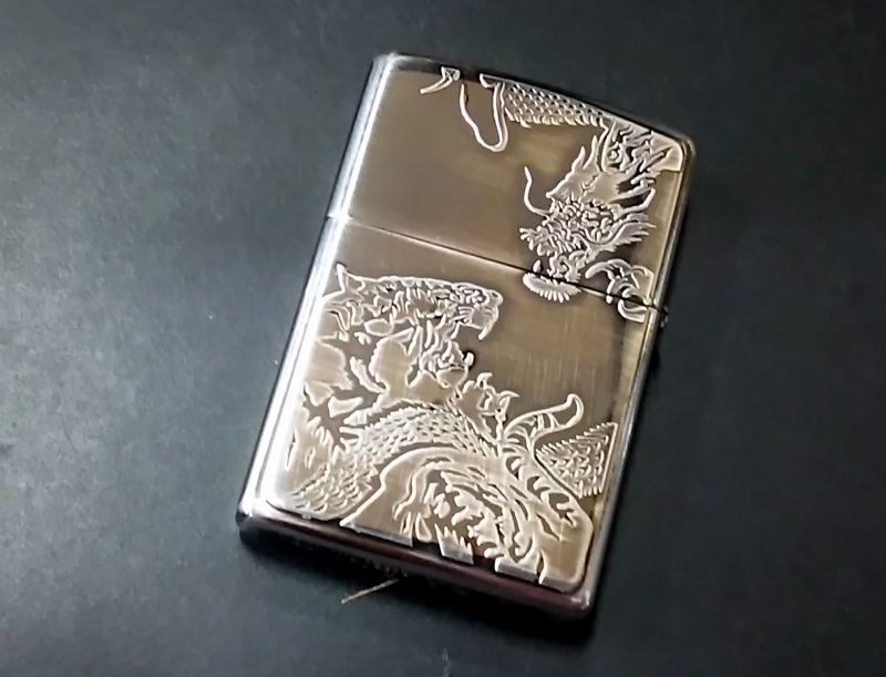 画像: zippo 龍虎両面 2008年製造