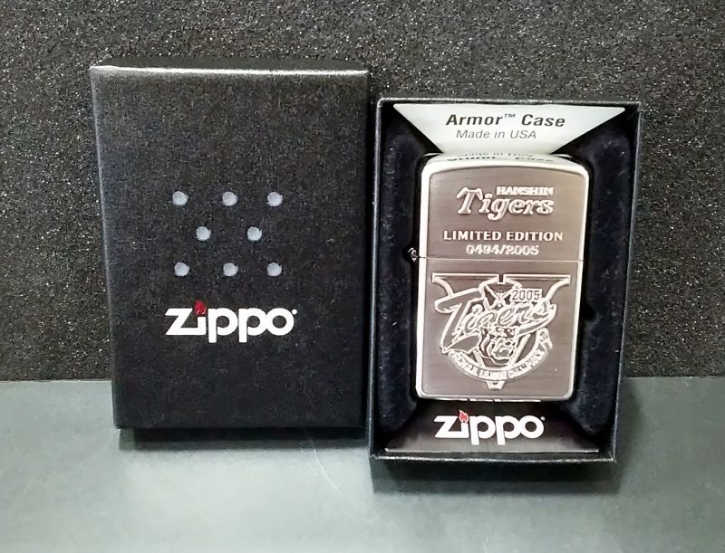 画像: zippo ARMOR 阪神タイガース 2005年優勝記念 限定品 0494/2005 2005年製造