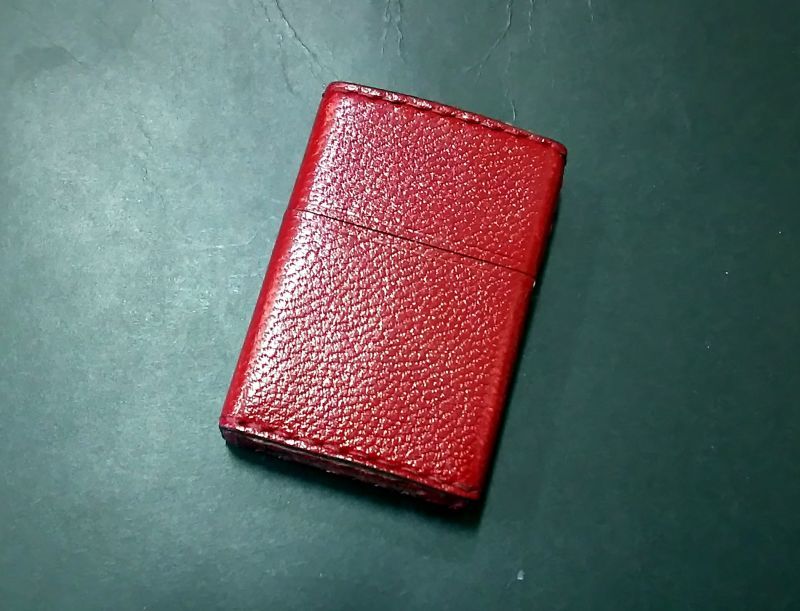 画像: zippo 革巻き レッド 2010年製造