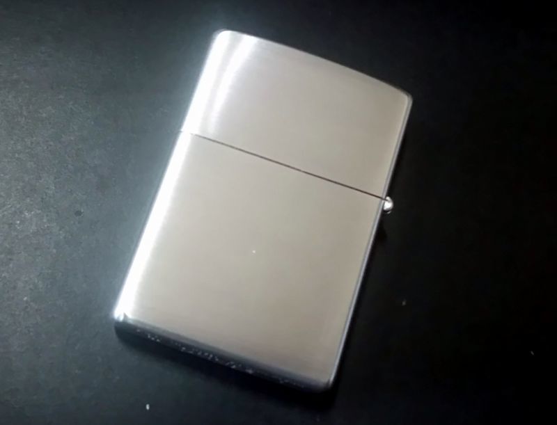 画像: zippo ドランカー 銀色 2019年製造