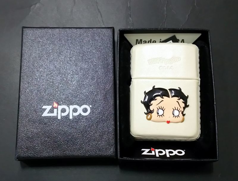 画像:  zippo BETTY BOOP 革巻き ベージュ