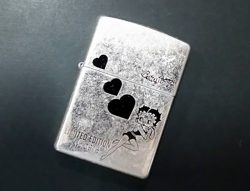 画像: zippo 限定BETTY BOOP No.0918 銀仕上げ プチ灰皿付き 1997年製造