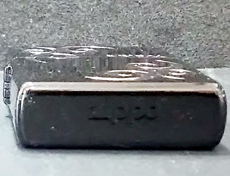 画像: zippo トライバル 2005年製造