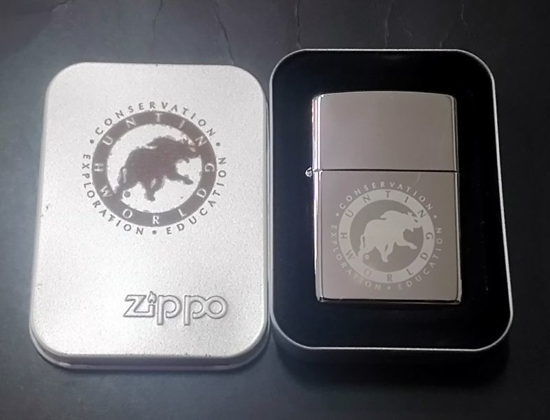 画像: zippo ハンティングワールド 2005年製造