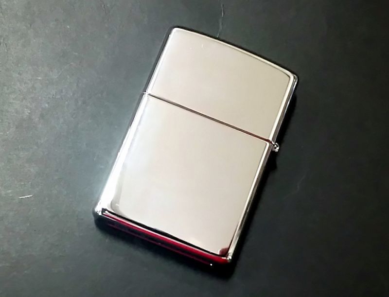 画像: zippo ハンティングワールド 2005年製造