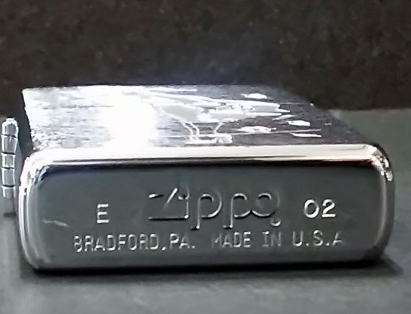 画像: zippo WINDY 枯れ葉エッチング 2002年製造 新品未使用