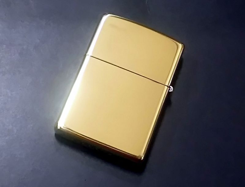 画像: zippo 猫 毛玉 金色 2020年製造  新品未使用