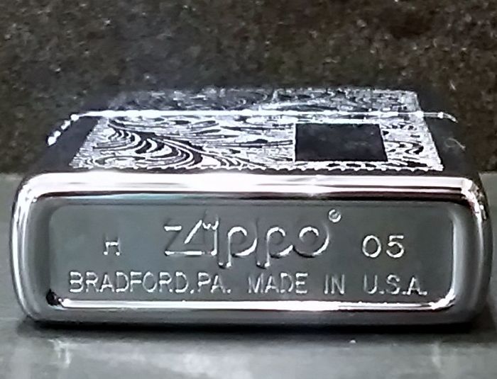 画像: zippo ヴィンテージ 両面柄 2005年製造 新品未使用