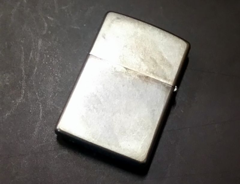 画像: zippo WINDY シルバー ユーズド フィニッシュ メタル貼り クローム 2020年製造 新品未使用