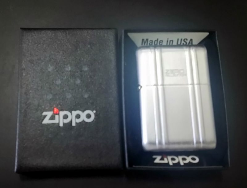 画像: zippo ゼロハリバートン 2002年製造 新品未使用