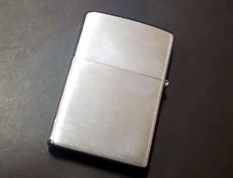 画像: zippo WINDY ダーツ 2003年製造 新品未使用