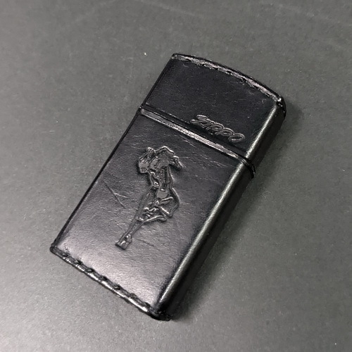 画像1: zippo1998年ウインディガール革巻きスリム傷あり新品未使用 