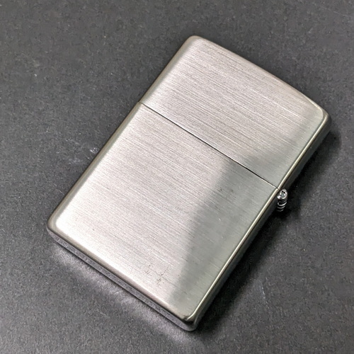 画像: zippo2003年犬柄新品未使用 