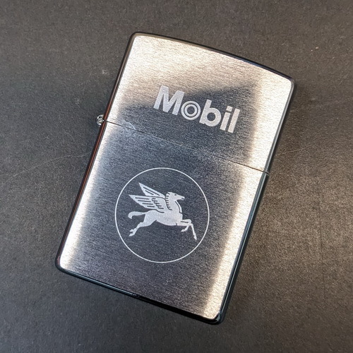 画像1: zippo2001年Mobil新品未使用 