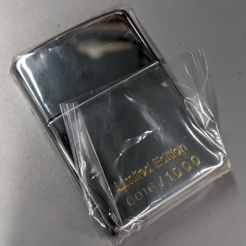 画像: zippo1996年Alberto Vargas 100th新品未使用