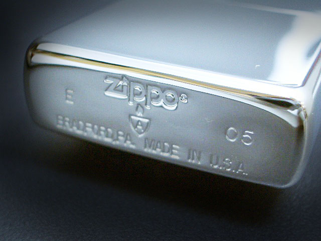 画像: zippo X'mas ARMOR WOOD