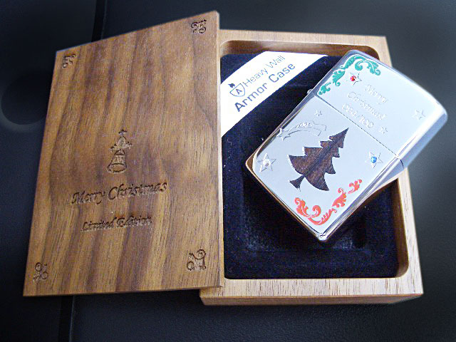 画像: zippo X'mas ARMOR WOOD